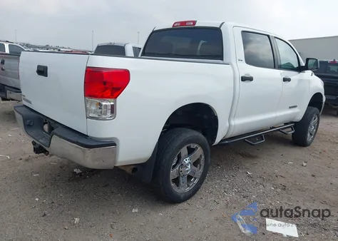 2011 Toyota Tundra Grade 4.6L V8 z USA, uszkodzony, nr VIN 5TFEM5F17BX025897